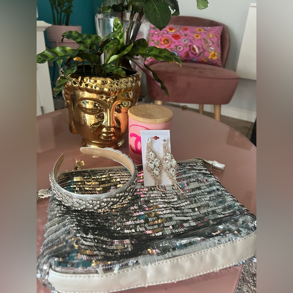 New Silver Sequin Clutch with Headband and Earrings Set